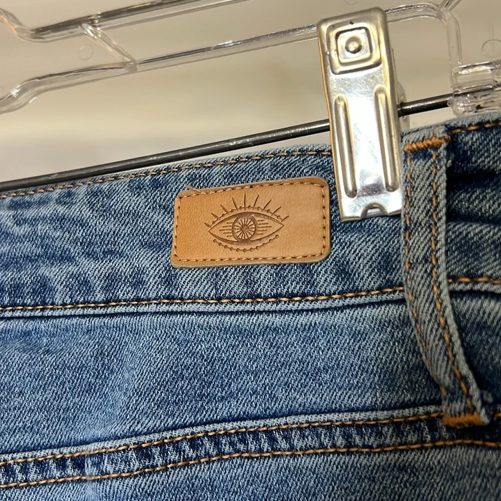 Sofia by Sofia Vergara Diana Style High‎ Rise Palazzo Jeans- 28W